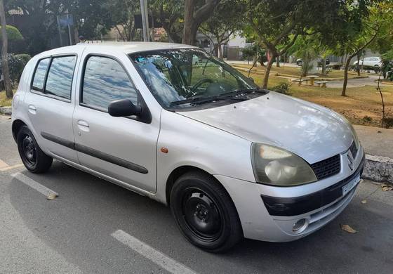 RENAULT CLIO 1.0 EXPRESSION 16V GASOLINA 4P MANUAL RENAULT CLIO 1.0 EXPRESSION 16V GASOLINA 4P MANUAL